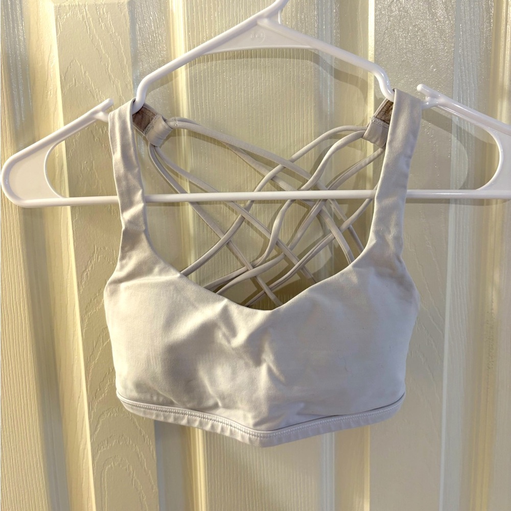 Too small for me LULULEMON BRA